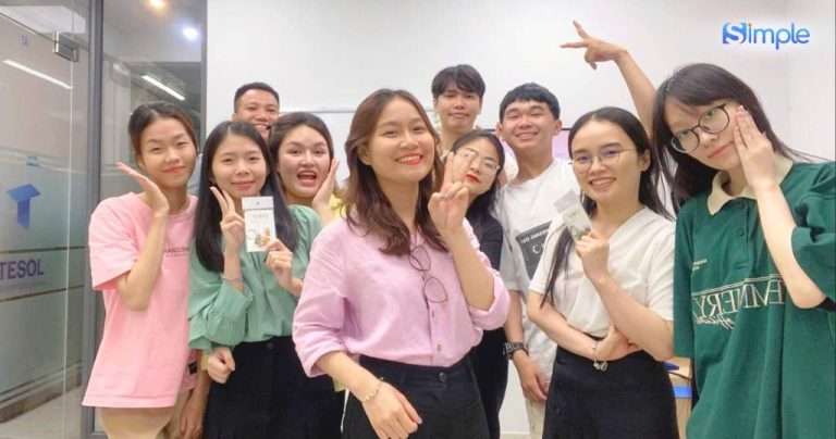 học viên tham gia lộ trình học tiếng Anh tại Simple (7)
