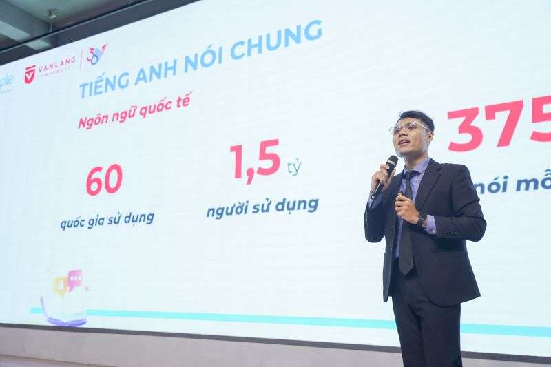 Thạc sĩ Nguyễn Đức Đạt tại Workshop “Học đâu nhớ đó - Áp dụng công nghệ để học thành công”