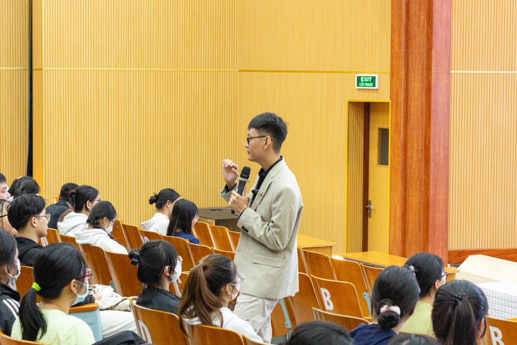 Ảnh minh họa của kinh nghiệm học ielts listening