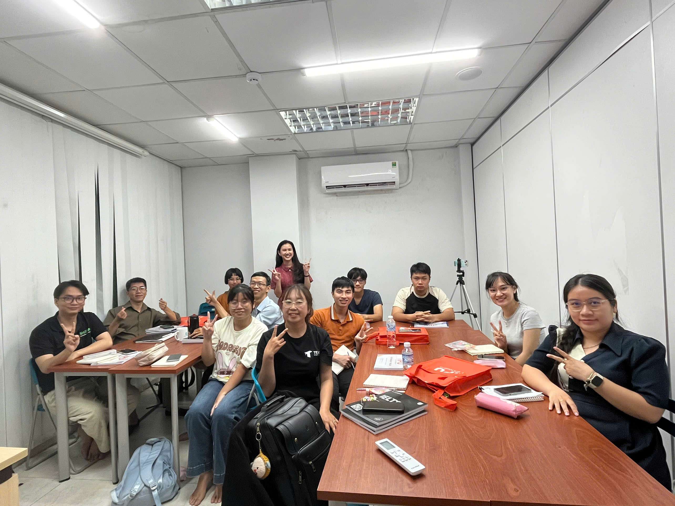 Biểu đồ thể hiện sự tiến bộ trong điểm số IELTS Writing
