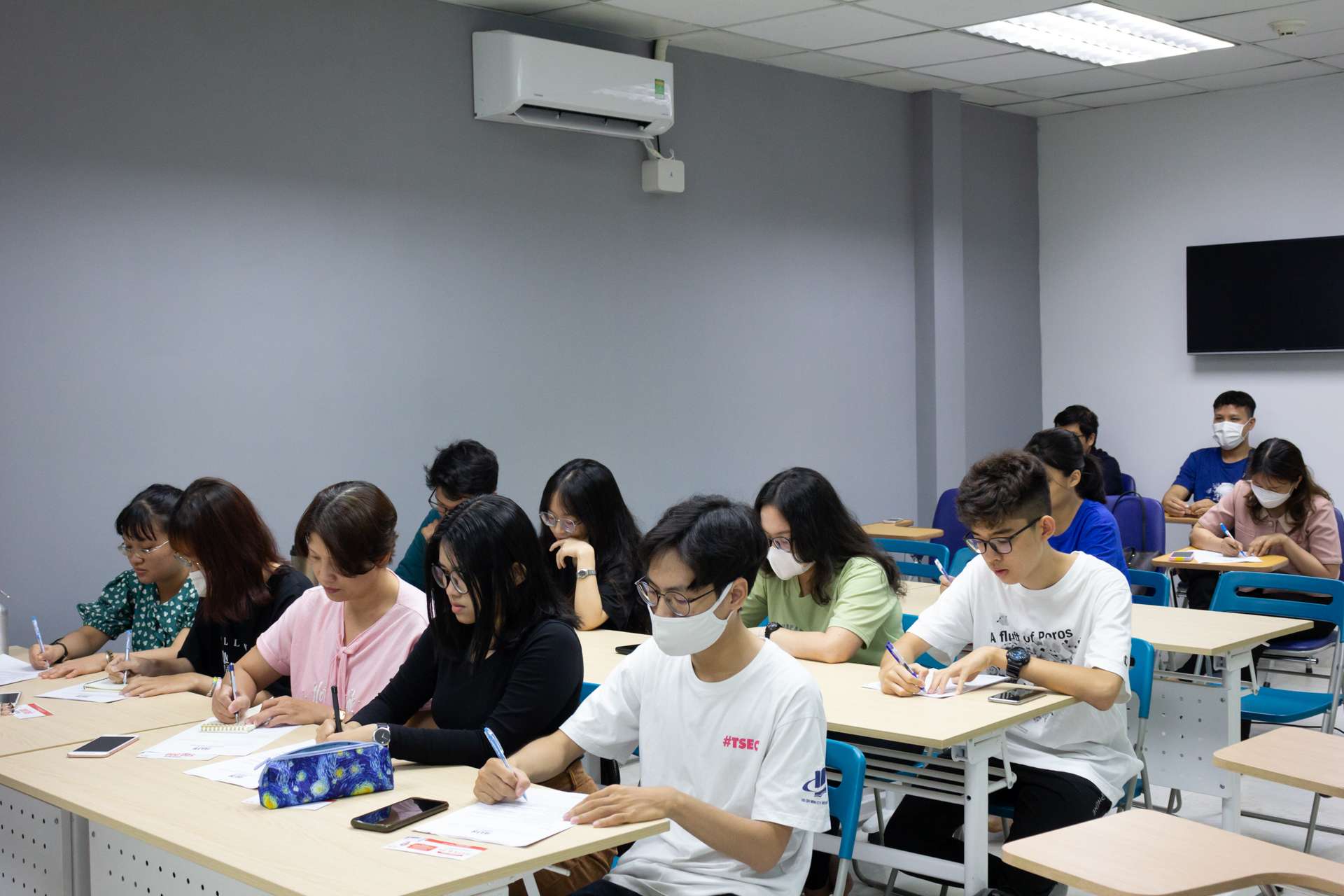 Hướng dẫn yêu cầu cấp lại IELTS Test Report Form theo mẫu mới