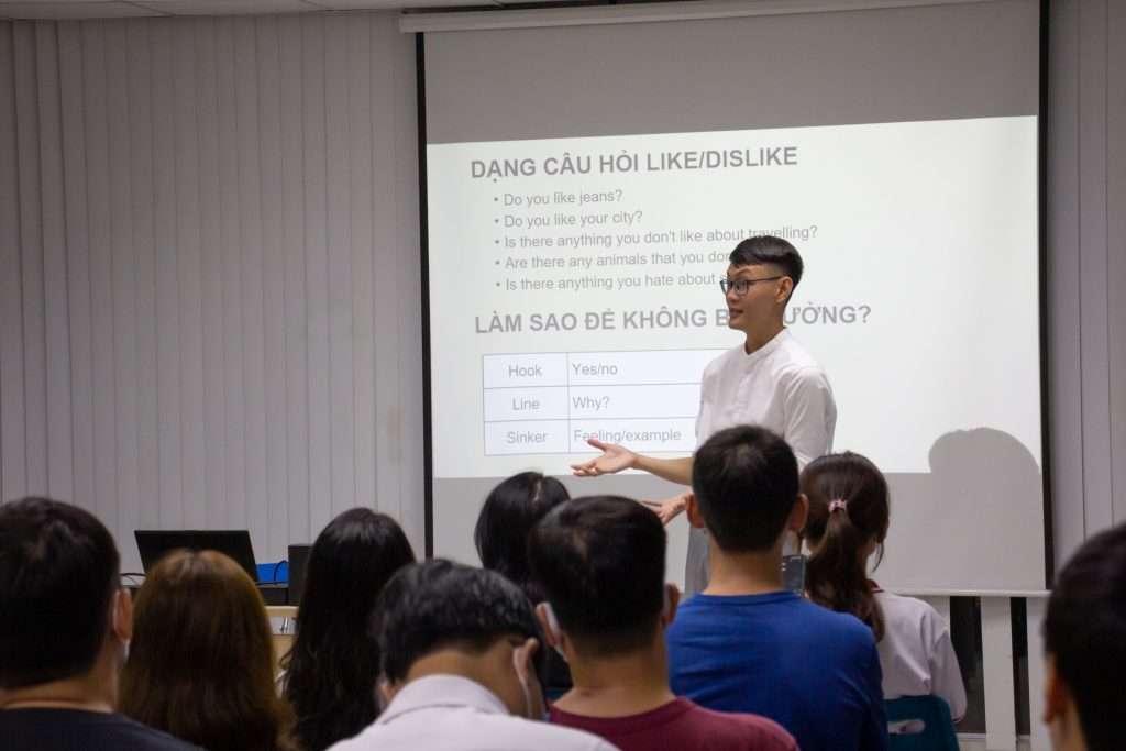 Ảnh minh họa luyện nghe ielts listening part 2