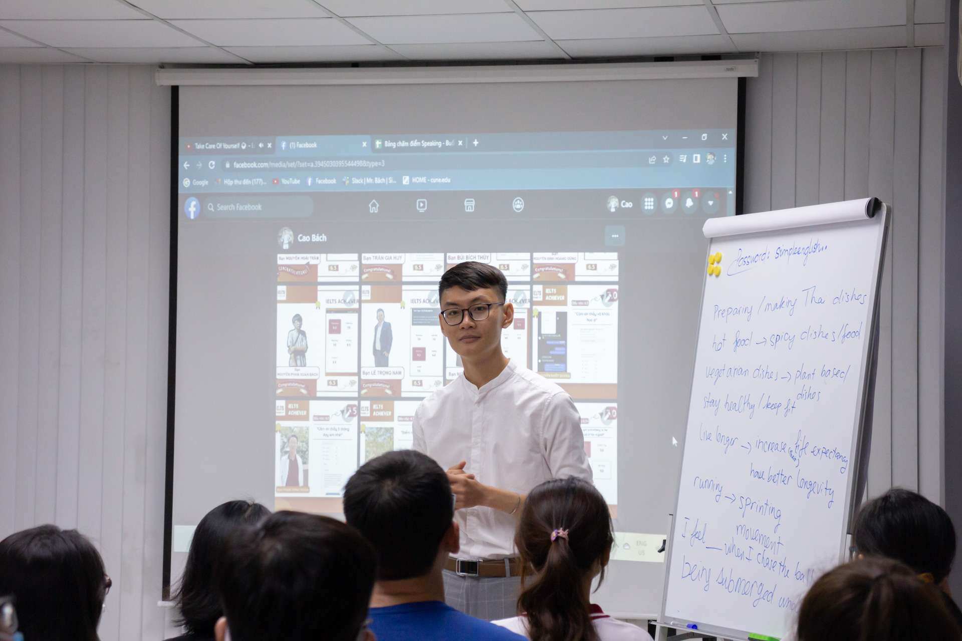 Học từ vựng học thuật qua tiểu sử vĩ nhân