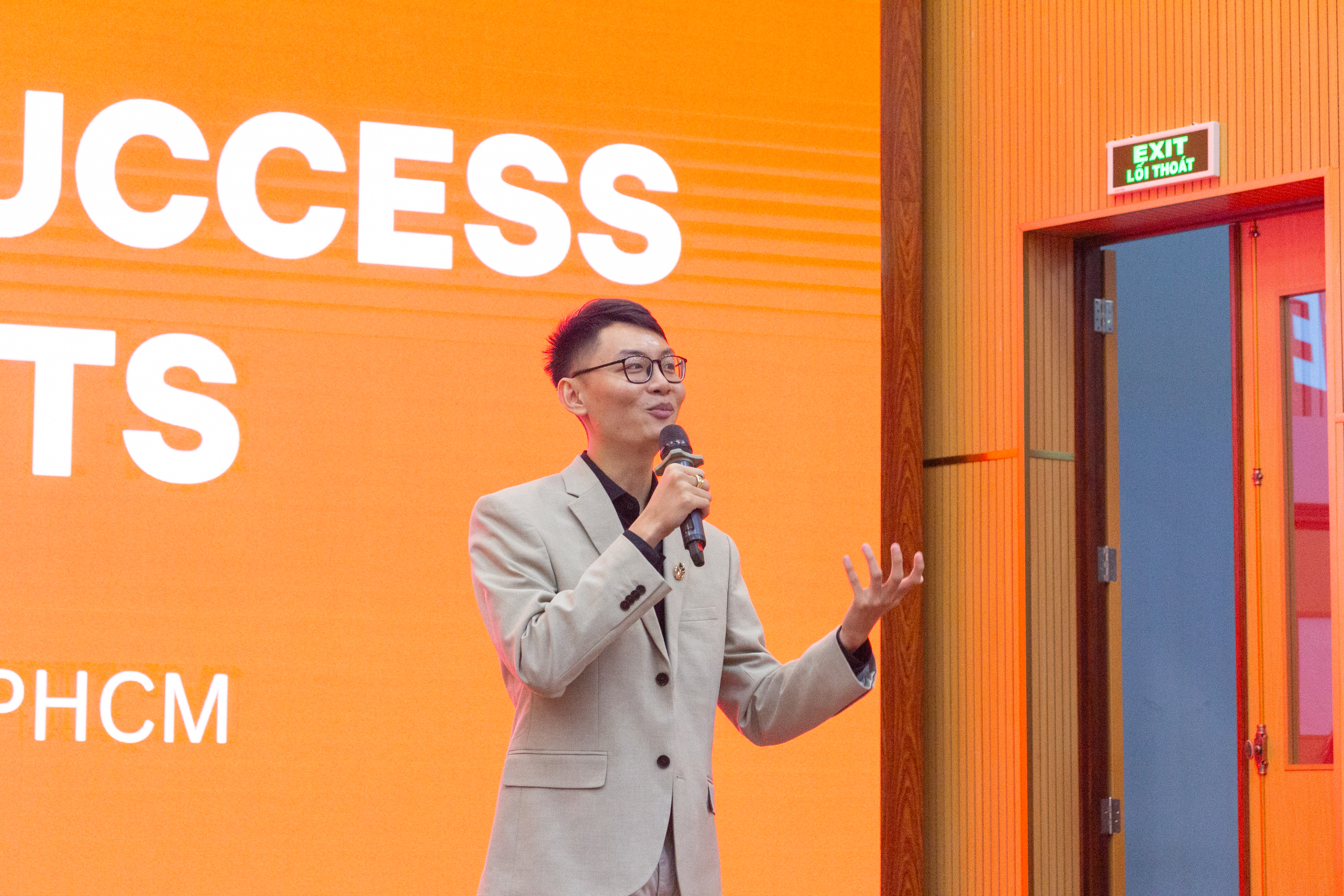 Ghi chép câu hỏi để giải đáp thắc mắc khi học IELTS